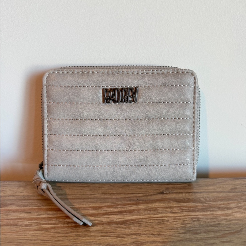 Rad Rev Card Wallet in Concrete